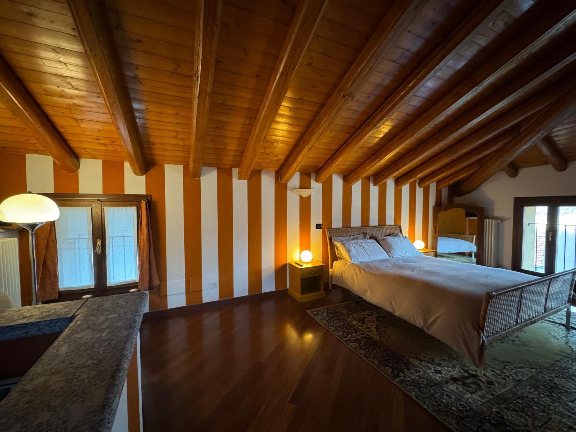 Casa Vacanza Castagna Несо Екстериор снимка