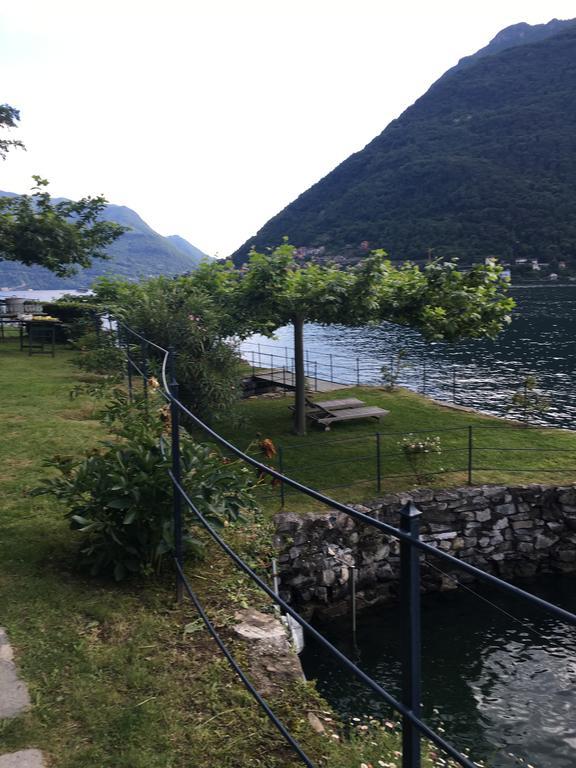 Casa Vacanza Castagna Несо Екстериор снимка