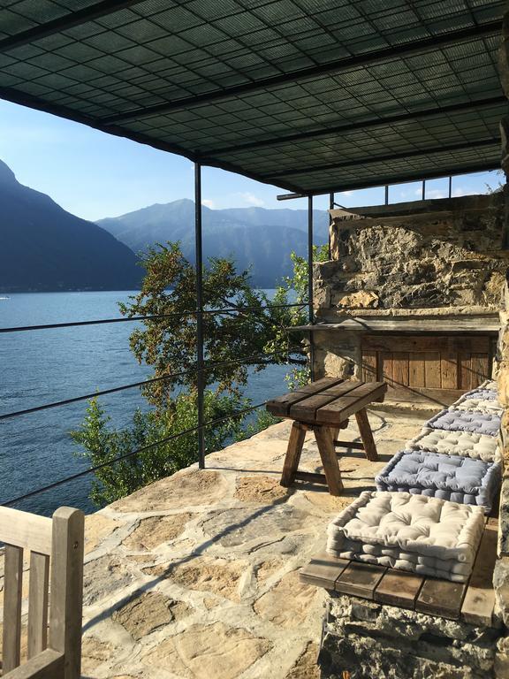 Casa Vacanza Castagna Несо Екстериор снимка