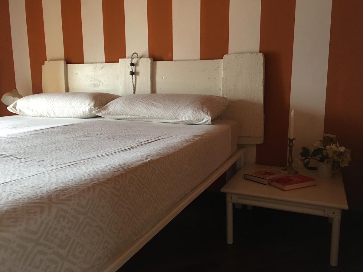 Casa Vacanza Castagna Несо Екстериор снимка