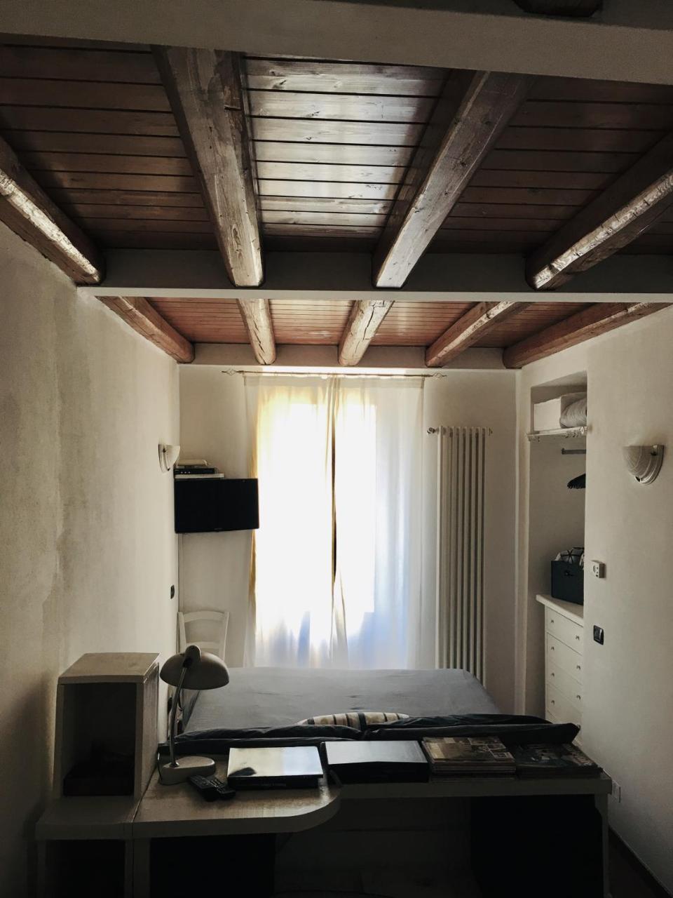 Casa Vacanza Castagna Несо Екстериор снимка